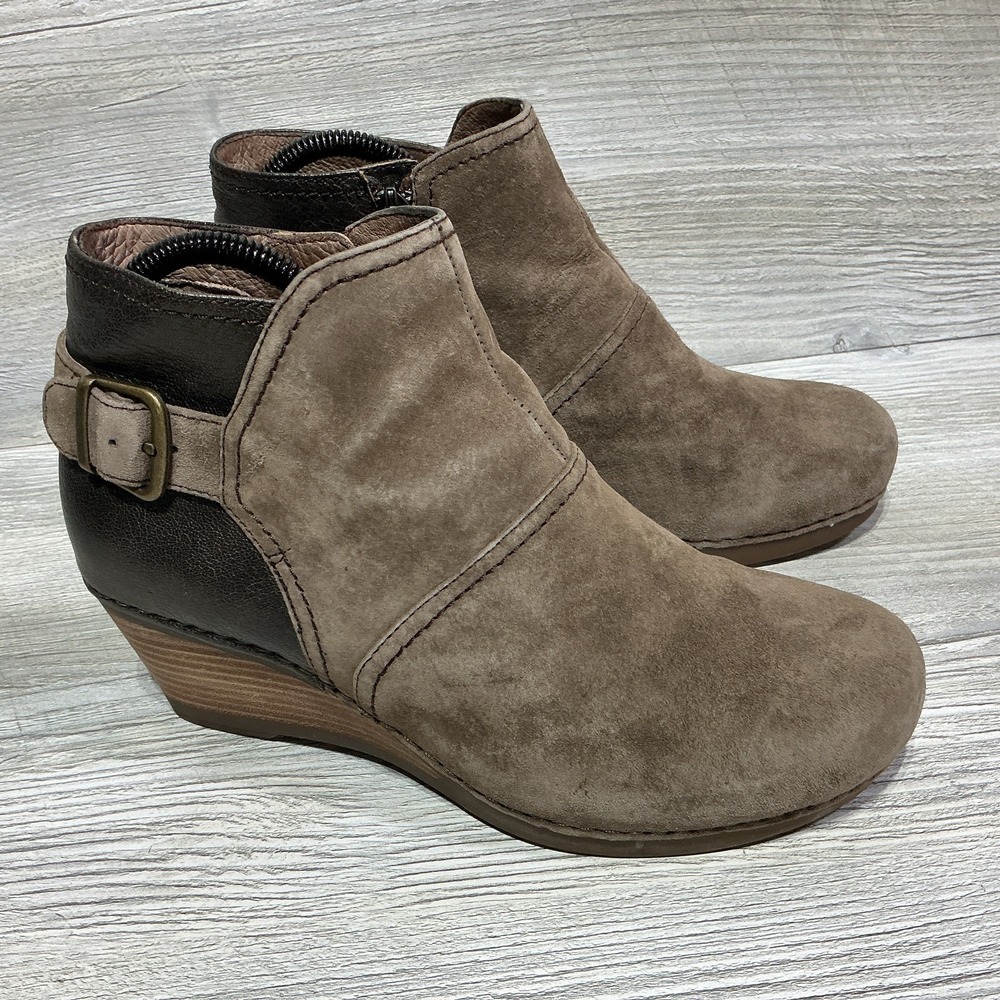 Dansko Womens Shirley Side Zip Ankle Bootie Taupe Suede Stacked Wedge 38/7.5-8